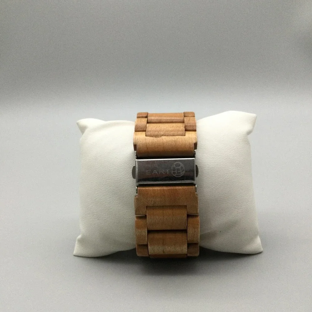 Earth Mens Watch 39mm Beige Wood Square Case Bracelet Date New Battery 6.25